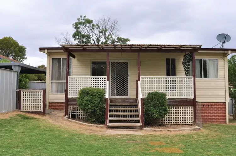11 McGrath Street, West Bathurst NSW 2795