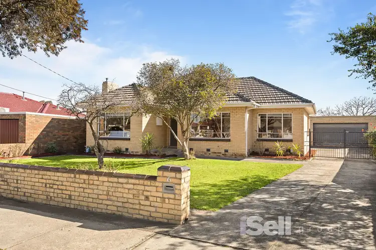 6 View Road, Springvale VIC 3171