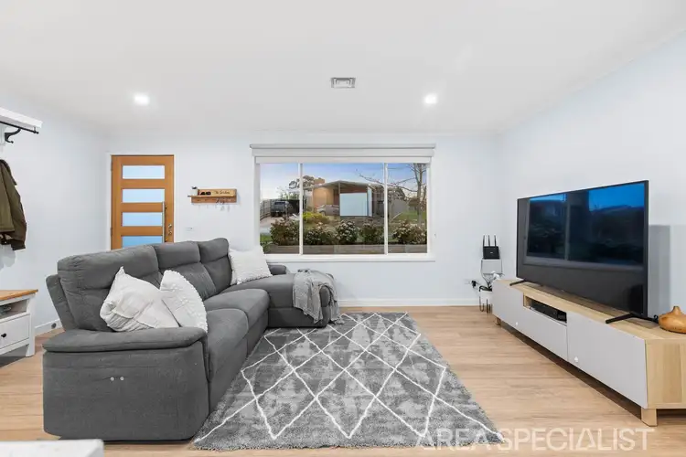 Fifth view of Homely house listing, 32 Hornsby Drive, Langwarrin VIC 3910