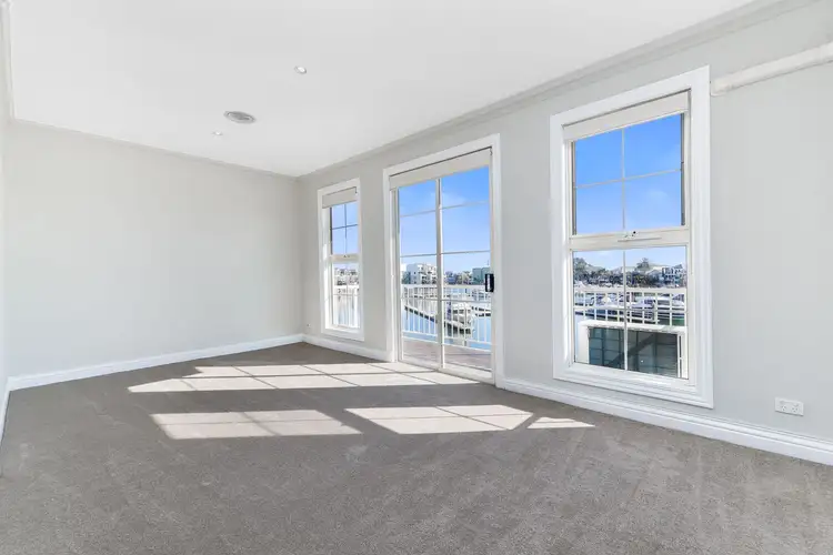 7 Scarborough Drive, Patterson Lakes VIC 3197