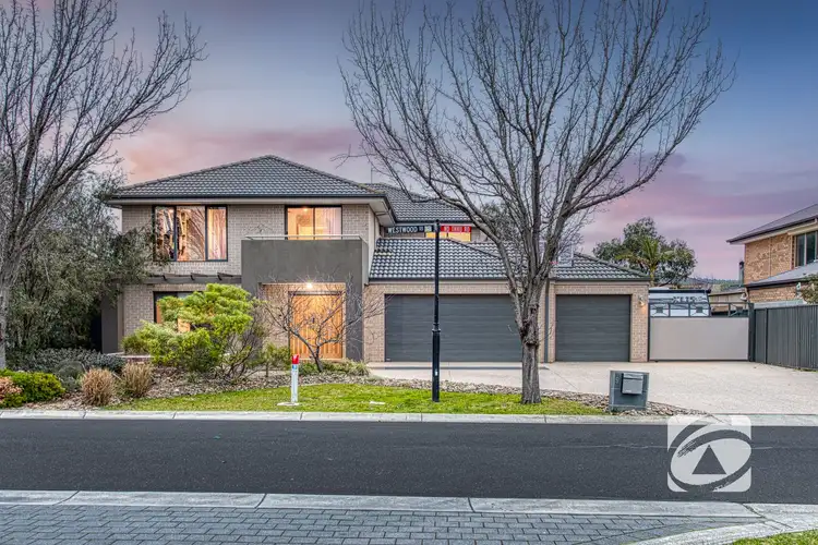 9 Westwood Grove, Pakenham VIC 3810