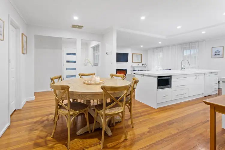 Sixth view of Homely house listing, 7 Gerald Drive, Langwarrin VIC 3910