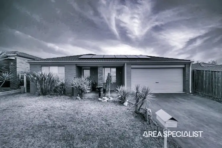 35 Bohemia Crescent, Pakenham VIC 3810