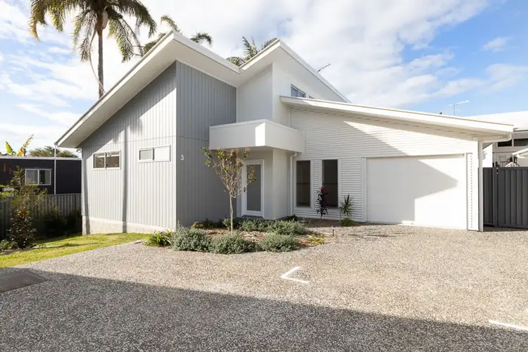 Main view of Homely unit listing, 3/7 Third Avenue, Bongaree QLD 4507