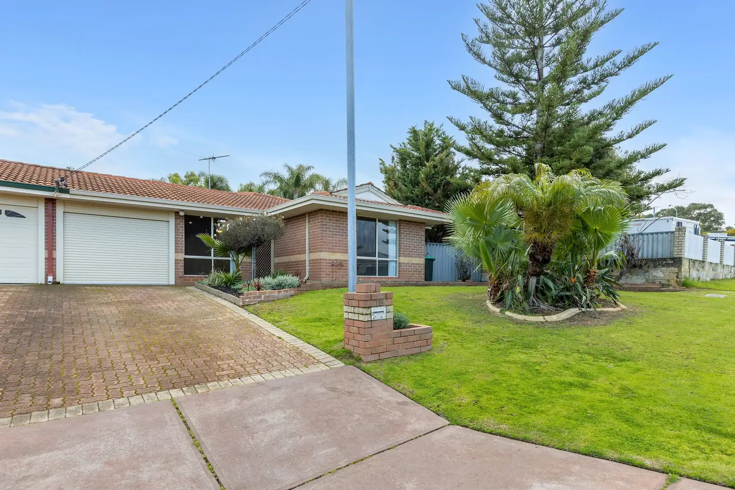 Main view of Homely semi-detached listing, 1B Nandus Court, Heathridge WA 6027
