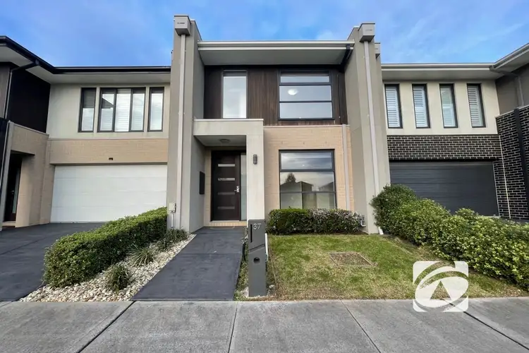 37 Bellario Circuit, Clyde North VIC 3978
