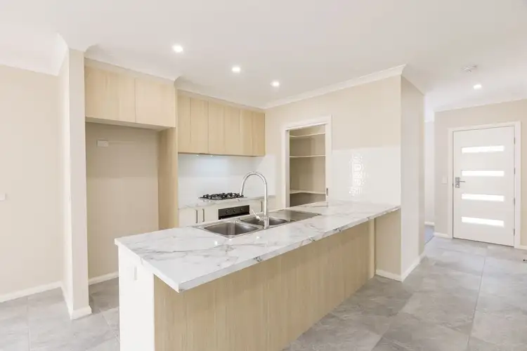 Second view of Homely house listing, 3 Eulinga Drive, Mildura VIC 3500
