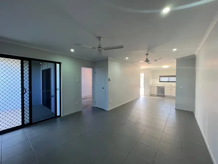 Fourth view of Homely unit listing, 2/2 Makybe Diva Drive, Ooralea QLD 4740