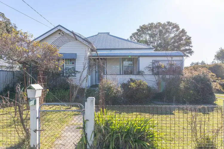 68 Wood Street, Tenterfield NSW 2372
