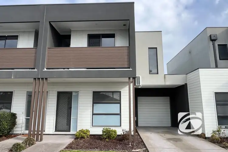 6 Earhart Street, Pakenham VIC 3810