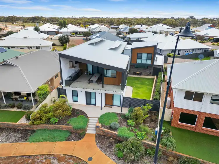 120 Aslett Drive, Karlkurla WA 6430