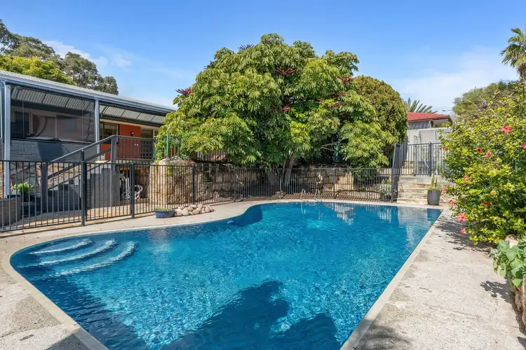 11 Scott Place, Hillarys WA 6025