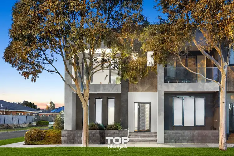 78 Heather Grove, Clyde North VIC 3978