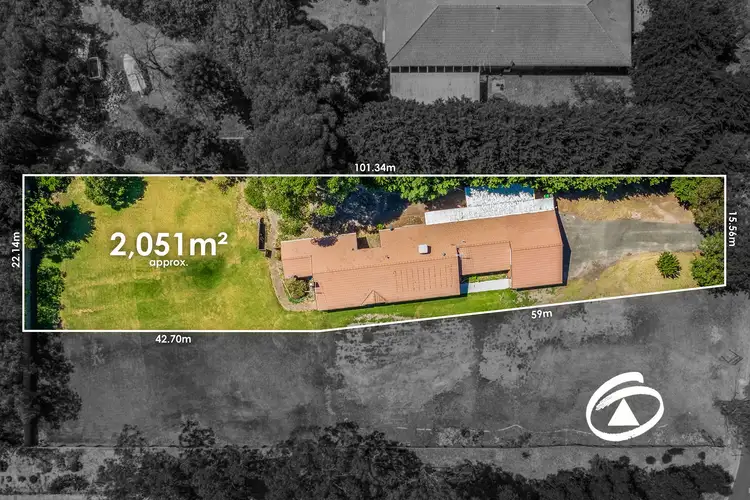 Second view of Homely house listing, 4 Hillsmeade Drive, Narre Warren South VIC 3805