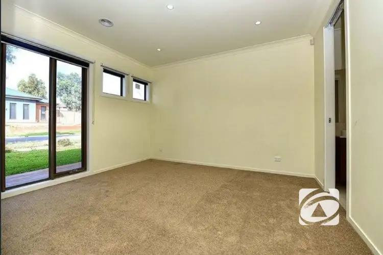 Fourth view of Homely house listing, 3 Satsuma Avenue, Berwick VIC 3806