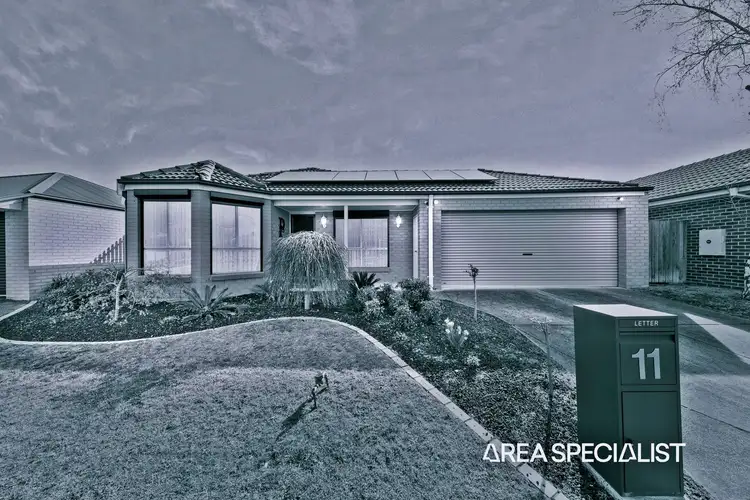 11 Redfern Way, Pakenham VIC 3810