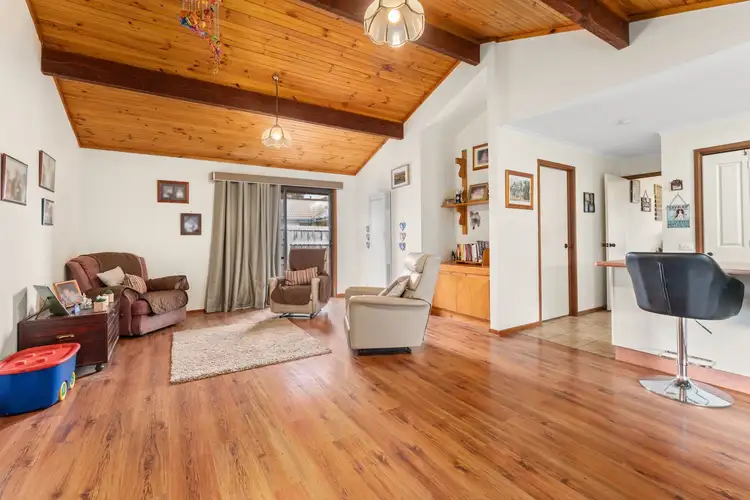 Fifth view of Homely house listing, 7 Willaroo Court, Traralgon VIC 3844