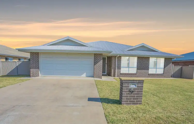 58 Sommerfeld Crescent, Chinchilla QLD 4413