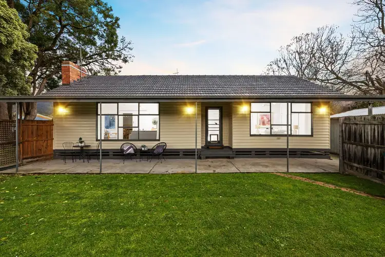5 Acacia Road, Upper Ferntree Gully VIC 3156