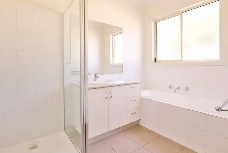 Fifth view of Homely unit listing, 2/6 Golden Grove, Red Cliffs VIC 3496