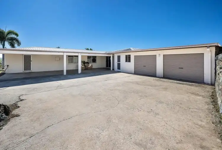 10 Captain Blackwood Drive, Sarina Beach QLD 4737