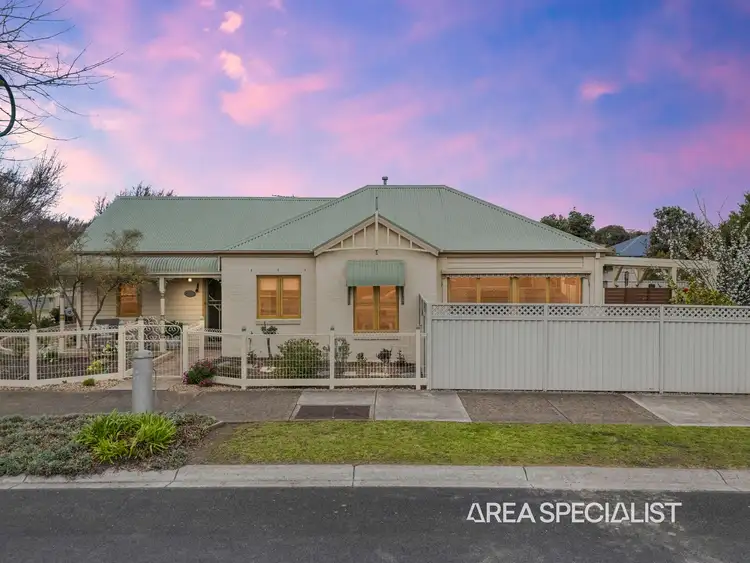Second view of Homely house listing, 2 Howqua Place, Pakenham VIC 3810