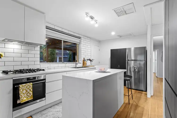 Fifth view of Homely house listing, 7 Lantana Court, Frankston VIC 3199