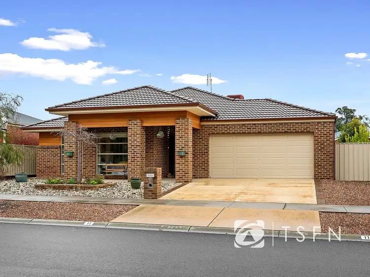 11 Grantham Terrace, Kangaroo Flat VIC 3555