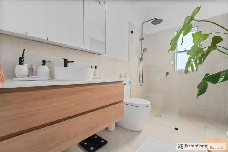 Fourth view of Homely house listing, 2 Chifley Place, West Bathurst NSW 2795