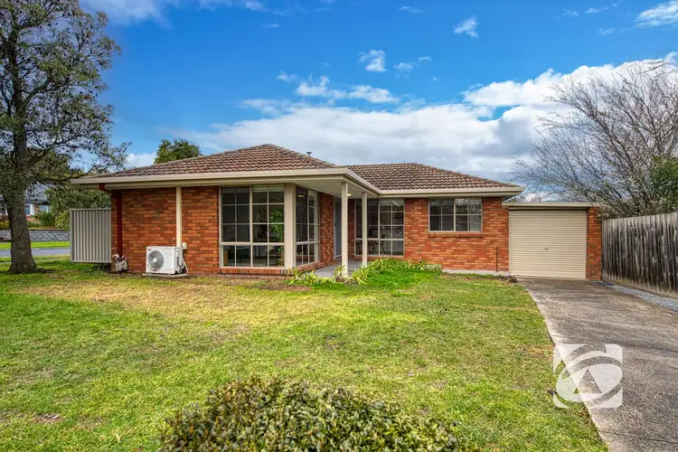 1/42 Strathavan Drive, Berwick VIC 3806