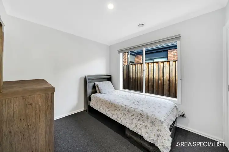 Fifth view of Homely house listing, 7 Bingham Circuit, Thornhill Park VIC 3335