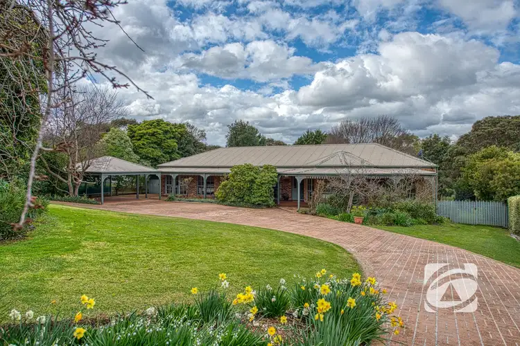 12 Halcyon Way, Narre Warren South VIC 3805