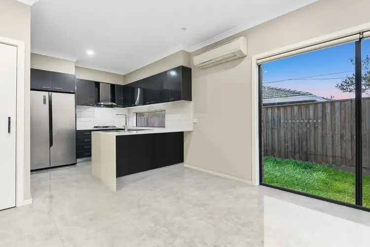 4/12 Masters Street, Dandenong VIC 3175