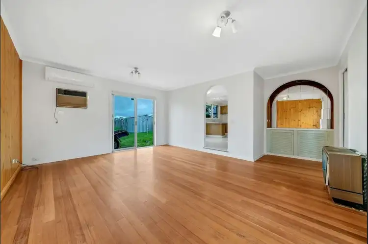 69 Hume Avenue, Melton South VIC 3338