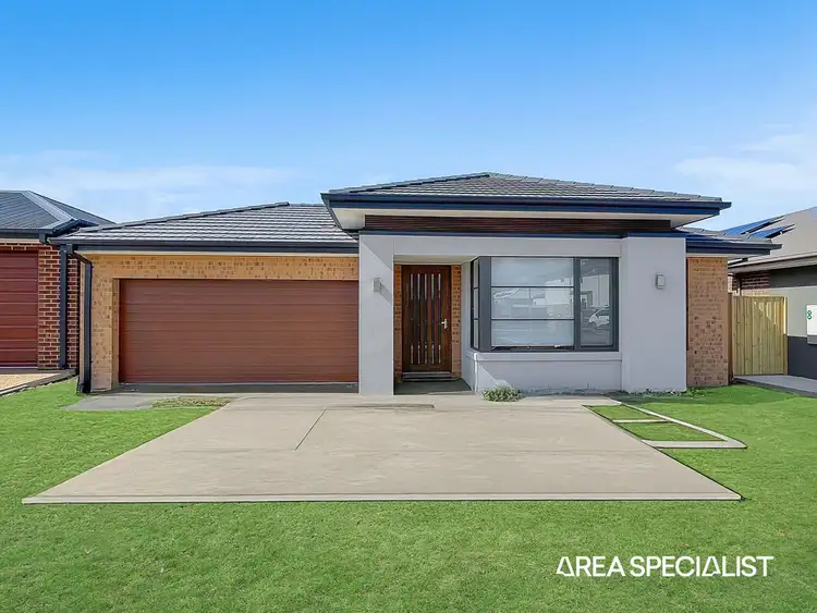 127 Burnbank Parade, Clyde North VIC 3978