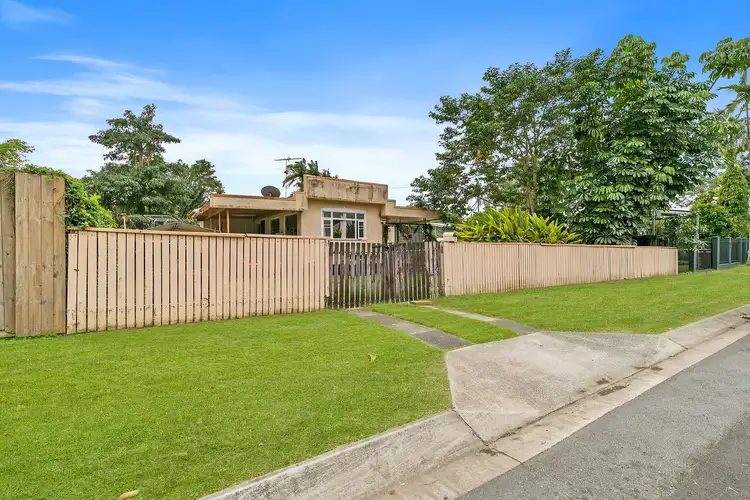 20 Miles Street, Manoora QLD 4870