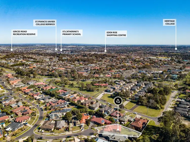 Third view of Homely house listing, 5 Allira Close, Berwick VIC 3806