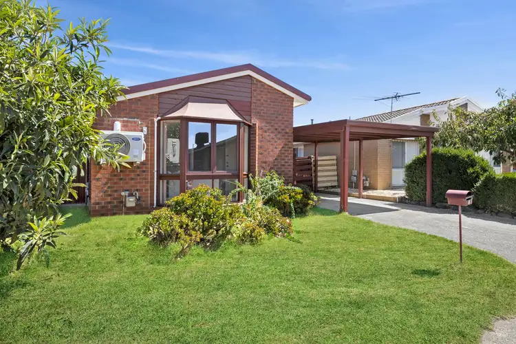 8 Callistemon Avenue, Keysborough VIC 3173