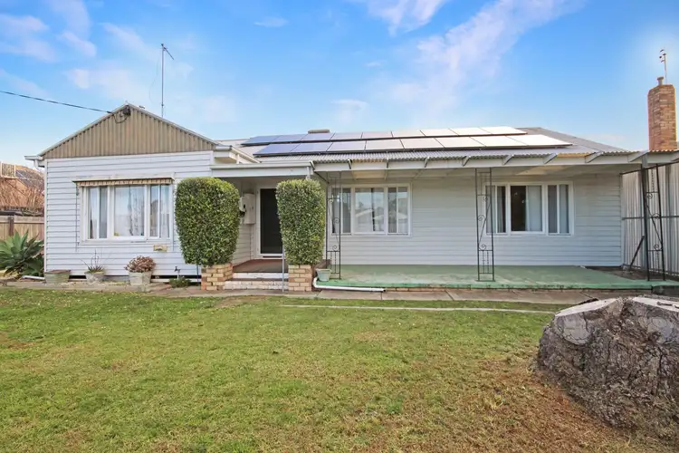 15 Kalkee Road, Horsham VIC 3400