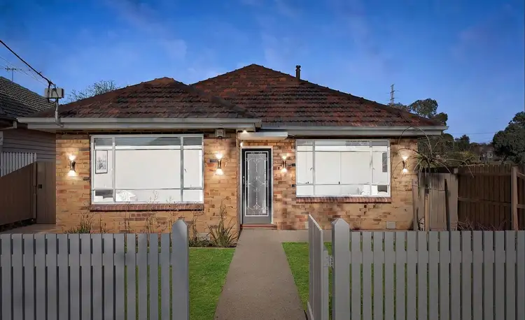 7 St Leonards Avenue, Yarraville VIC 3013