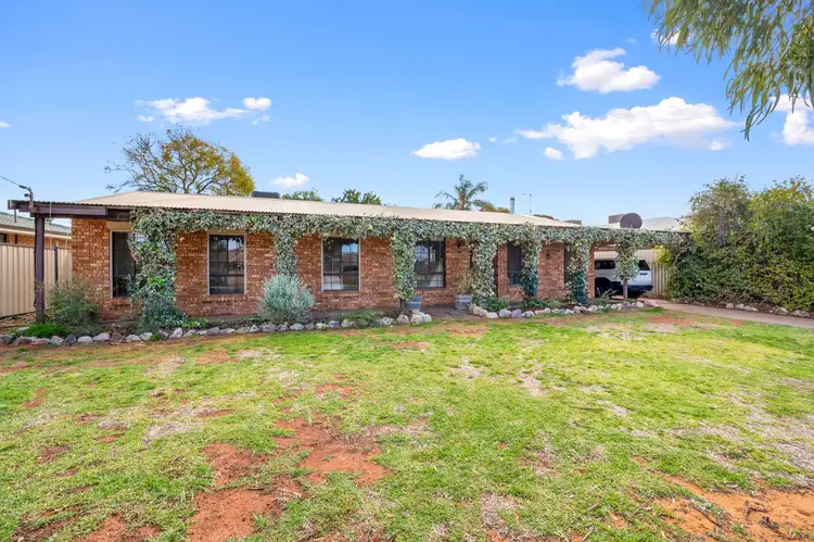6 Trythall Place, Hannans WA 6430
