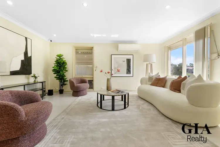 94 Melbourne Road, St Johns Park NSW 2176