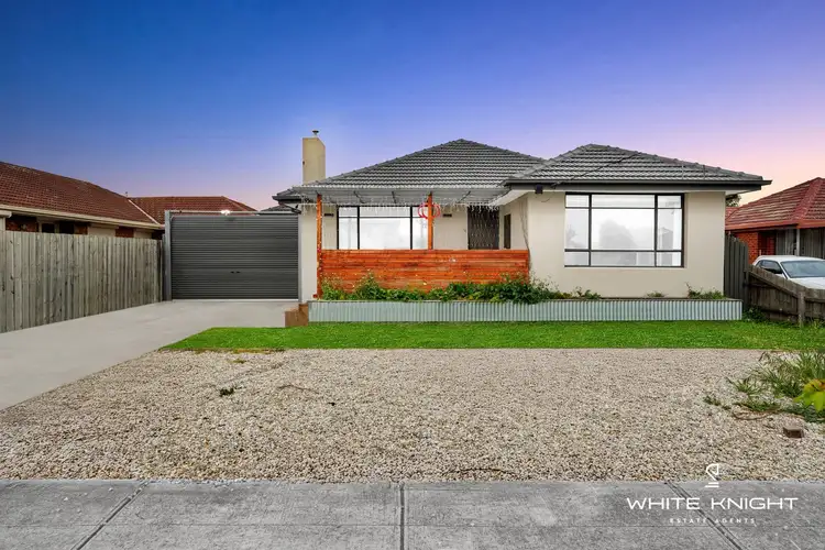 42 Lois Street, St Albans VIC 3021