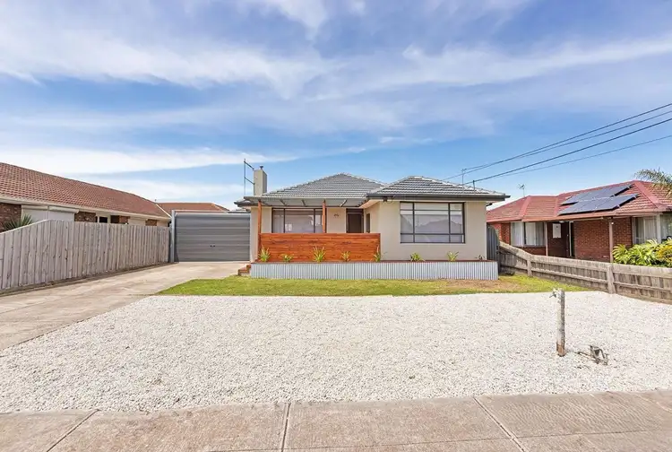 42 Lois Street, St Albans VIC 3021
