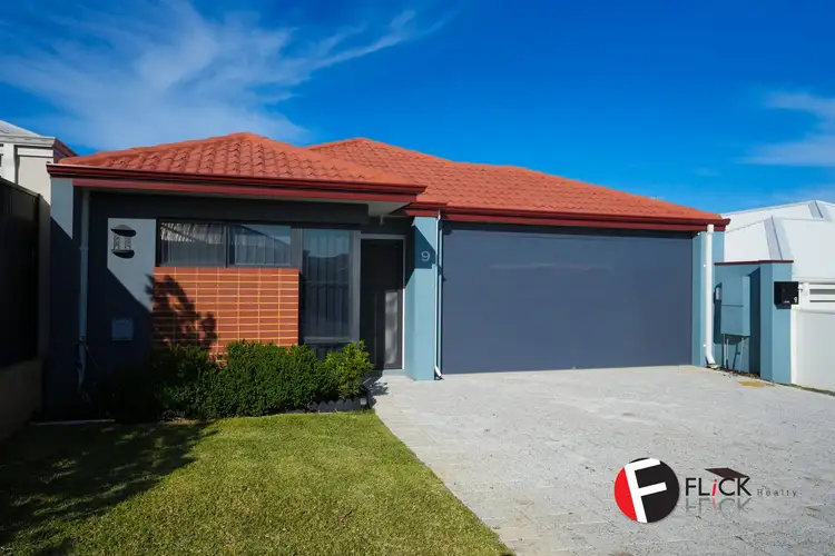 9 Abercrombie Avenue