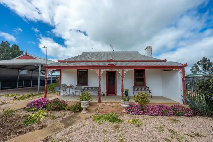 54 Kadina Road, Moonta SA 5558