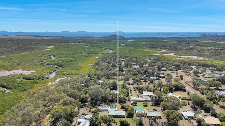6 Wattle Court, Hay Point QLD 4740