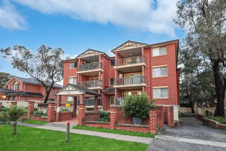 1/13 Cairds Avenue, Bankstown NSW 2200