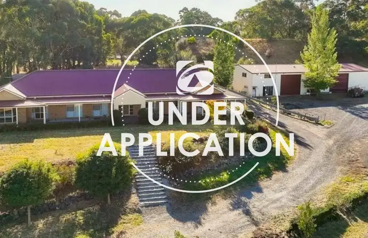 17 Robin Hood Way, Drouin VIC 3818