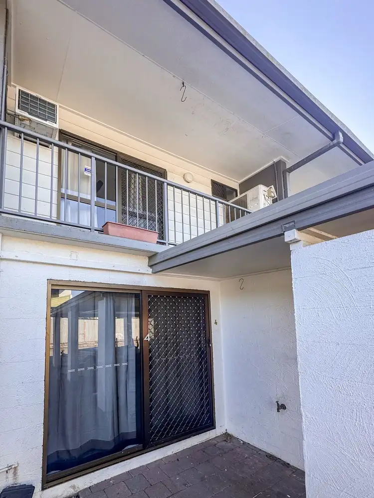 4/7 Rigg Street, Woree QLD 4868
